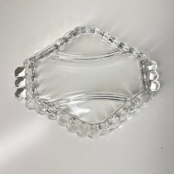 Vintage Glass Dish Clear Scalloped Vanity Tray 3-Section Organizer - Picture 6 of 8
